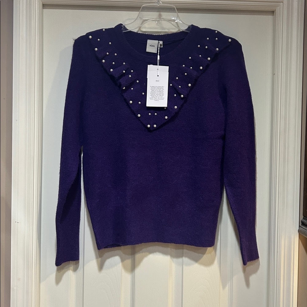 💥💥HOST PICK💥💥 NWT ICHI Purple Sweater with Pearl Accents